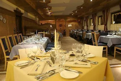 Hotel Taxacher