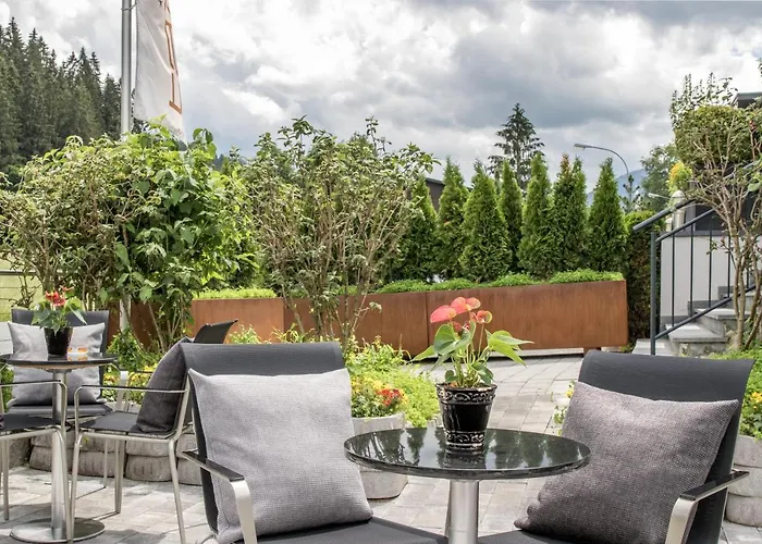 Готель Taxacher 3*